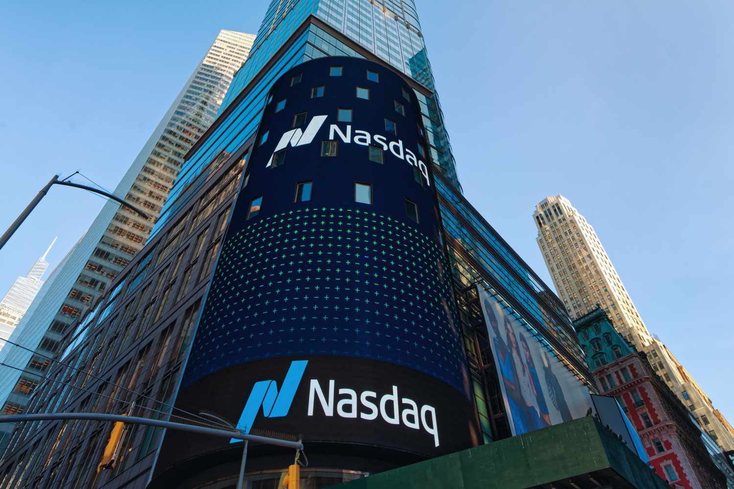 характеристика биржи NASDAQ